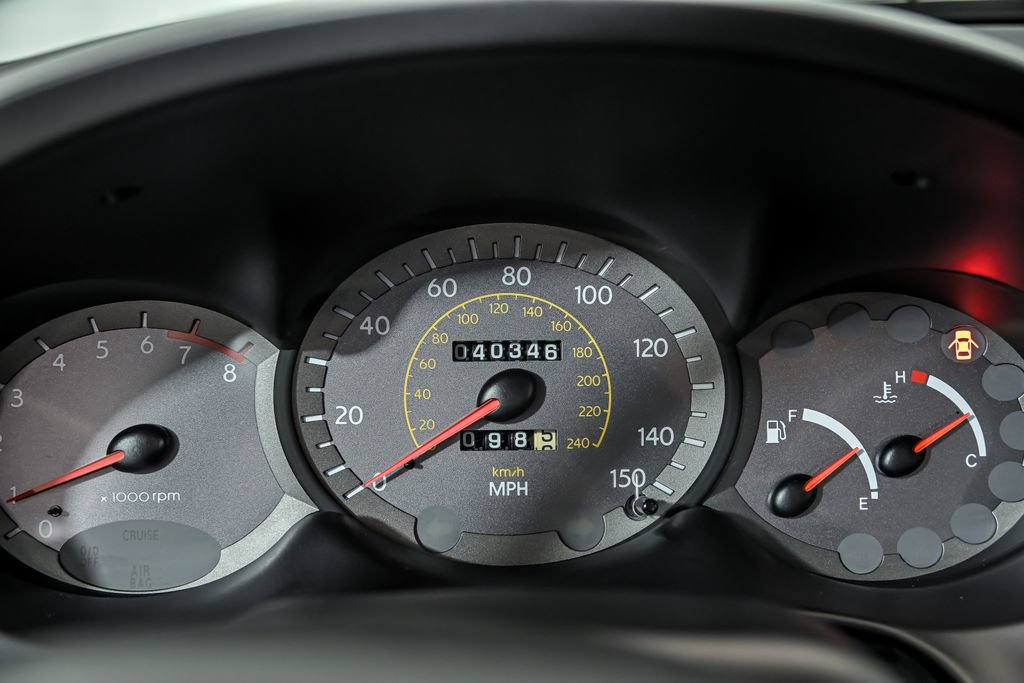Used 2001 Hyundai Tiburon FWD image 16