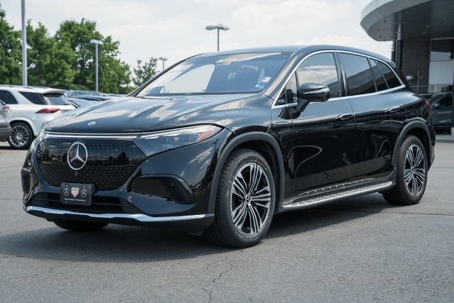 Used 2023 Mercedes-Benz EQS 450+ 4MATIC SUV image 3