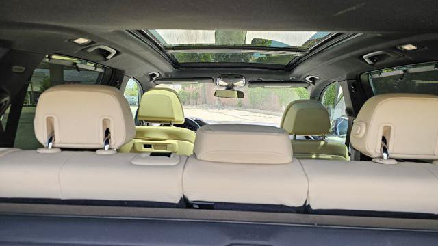 Used 2022 BMW X5 xDrive40i w/ Executive Package AWD/4WD image 43