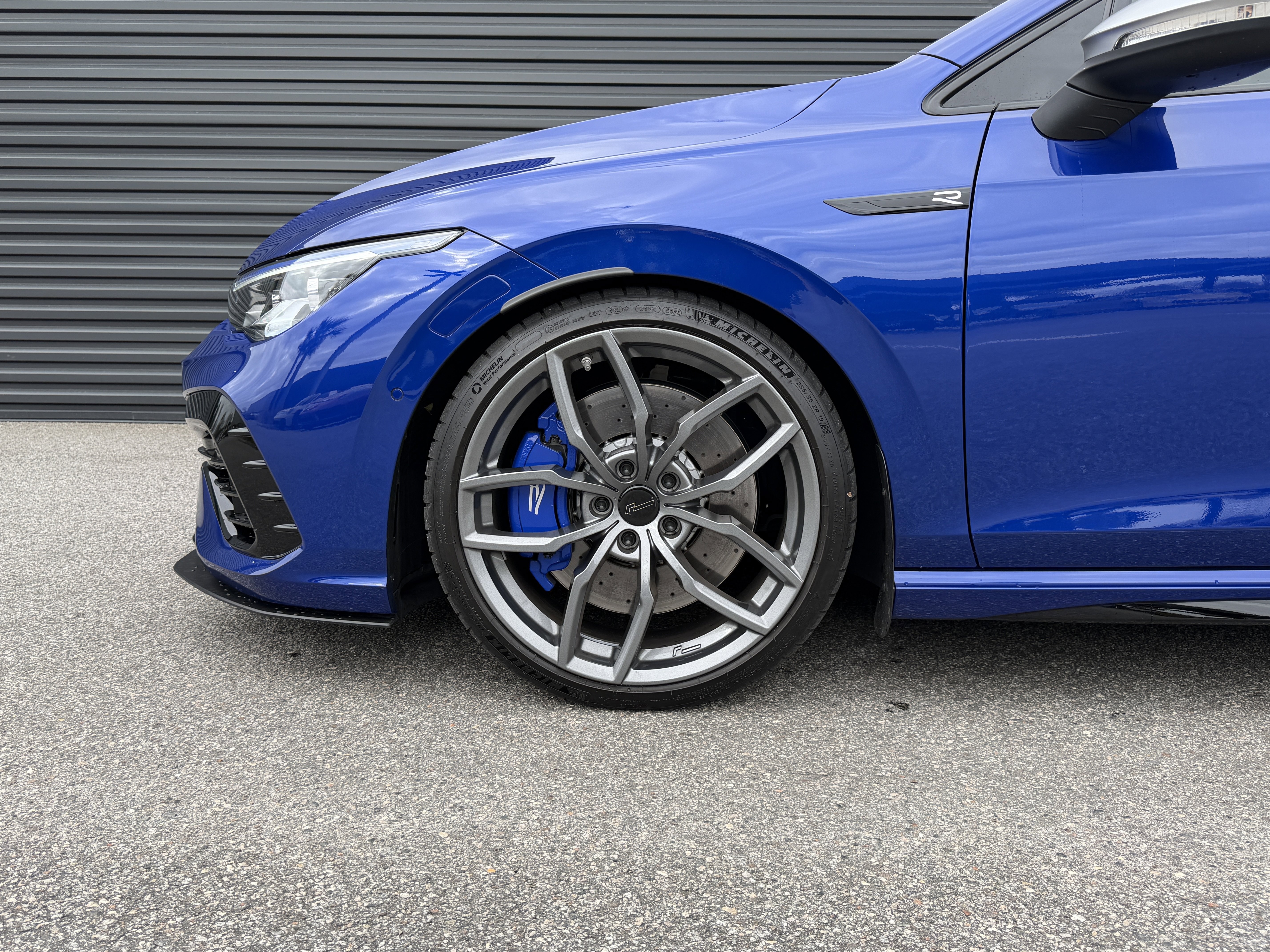 Used 2024 Volkswagen Golf R image 15