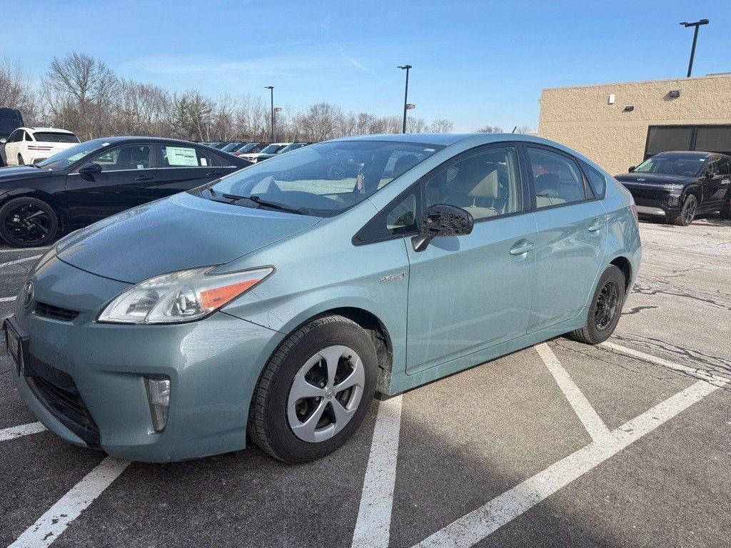 Used 2013 Toyota Prius Three image 1