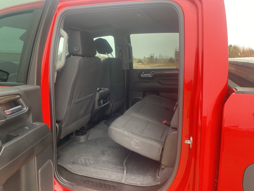 Used 2024 Chevrolet Silverado 2500 LT image 15