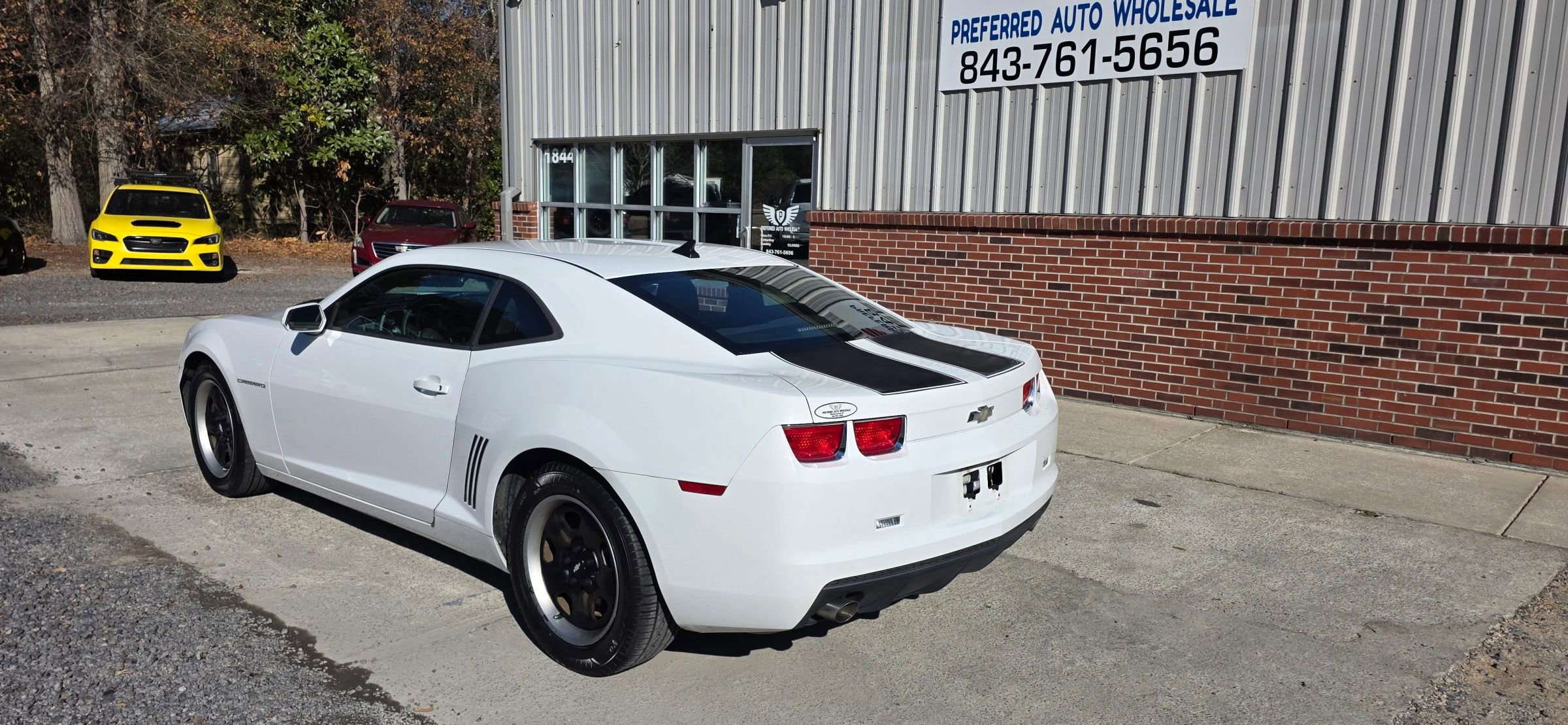 Used 2011 Chevrolet Camaro LS RWD image 5