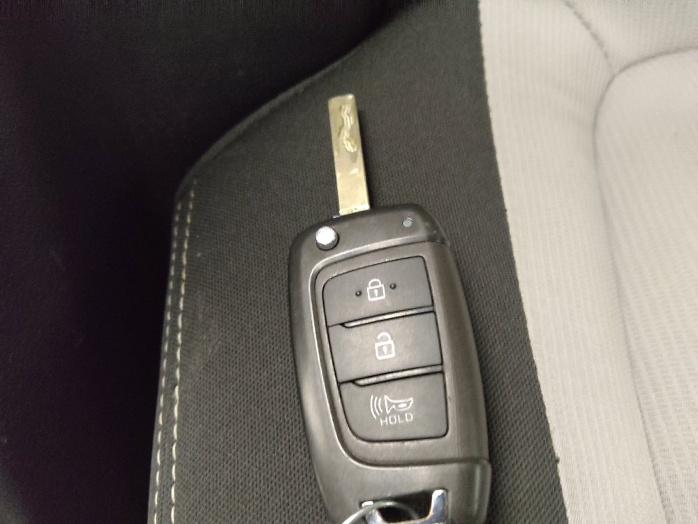 Used 2021 Hyundai Venue SEL FWD image 32