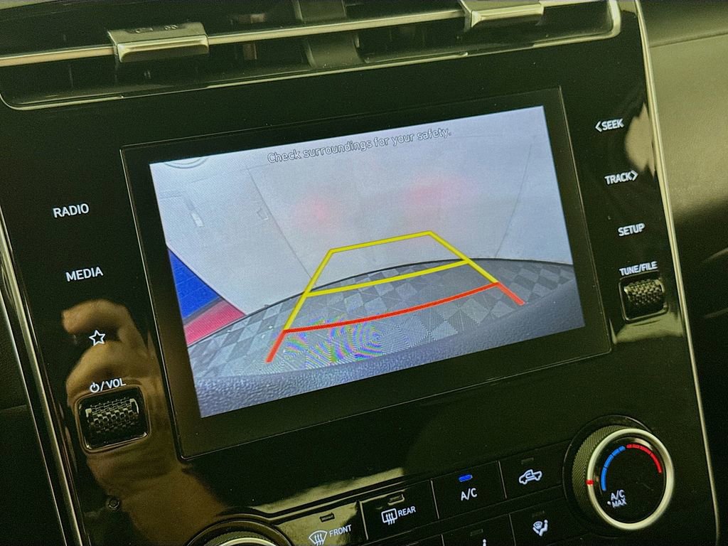 Used 2022 Hyundai Santa Cruz SEL AWD/4WD image 14