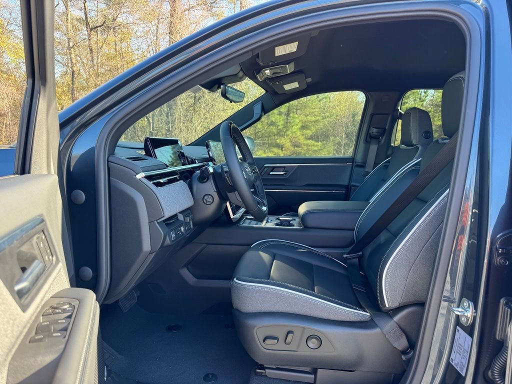 New 2026 GMC Sierra EV Elevation w/ Premium Package image 21