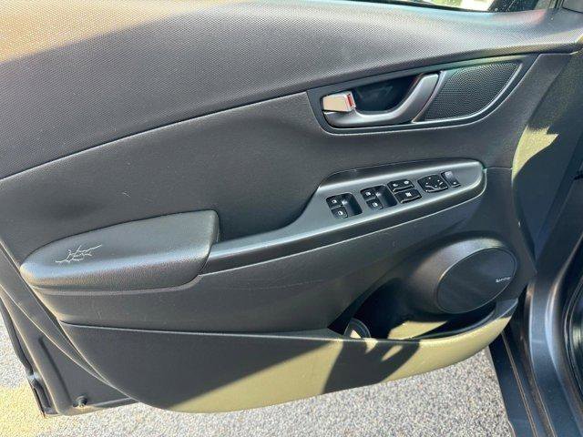 Used 2019 Hyundai Kona Ultimate FWD image 18