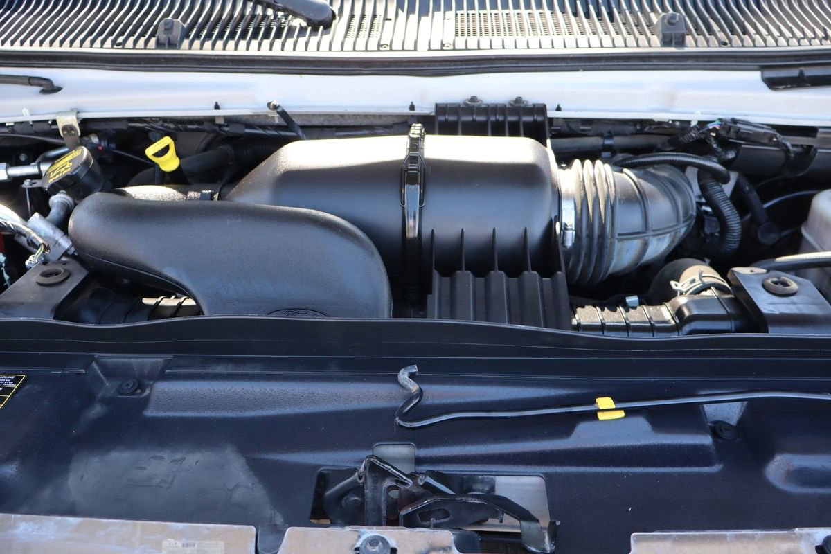 Used 2012 Ford E-350 and Econoline 350 XLT image 39