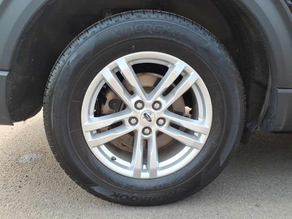 Certified 2023 Ford Explorer XLT AWD/4WD image 23