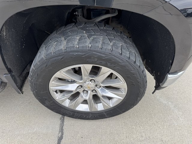 Used 2021 Chevrolet Silverado 1500 LTZ image 2