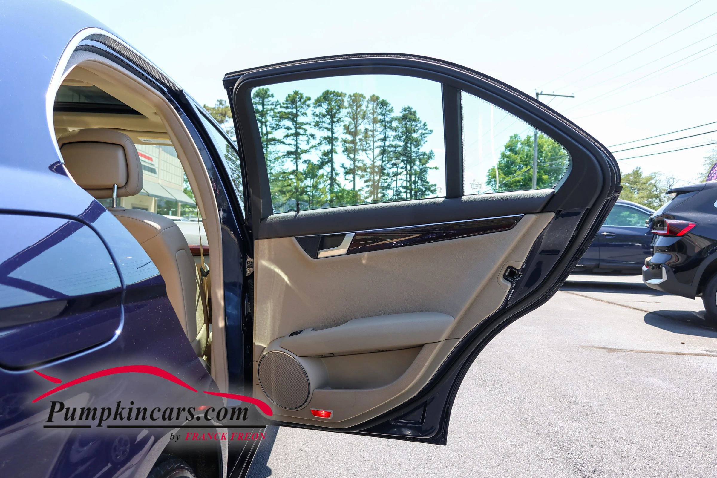 Used 2014 Mercedes-Benz C 300 4MATIC Sedan image 18