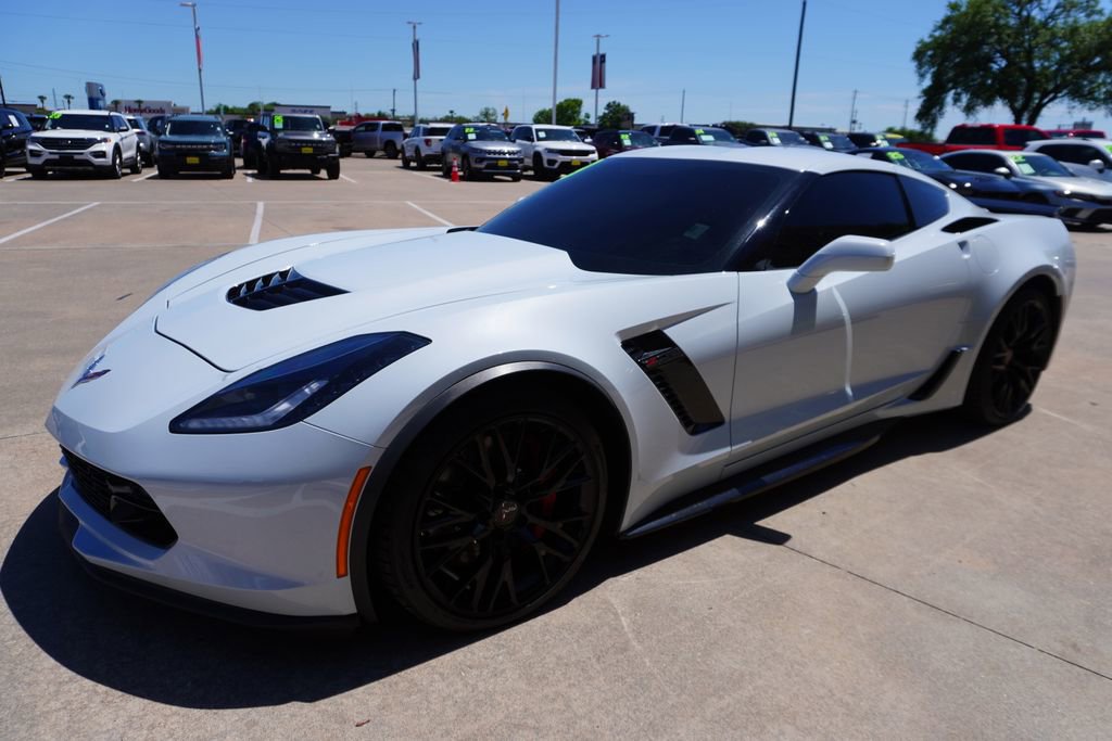 Used 2019 Chevrolet Corvette Z06 image 3