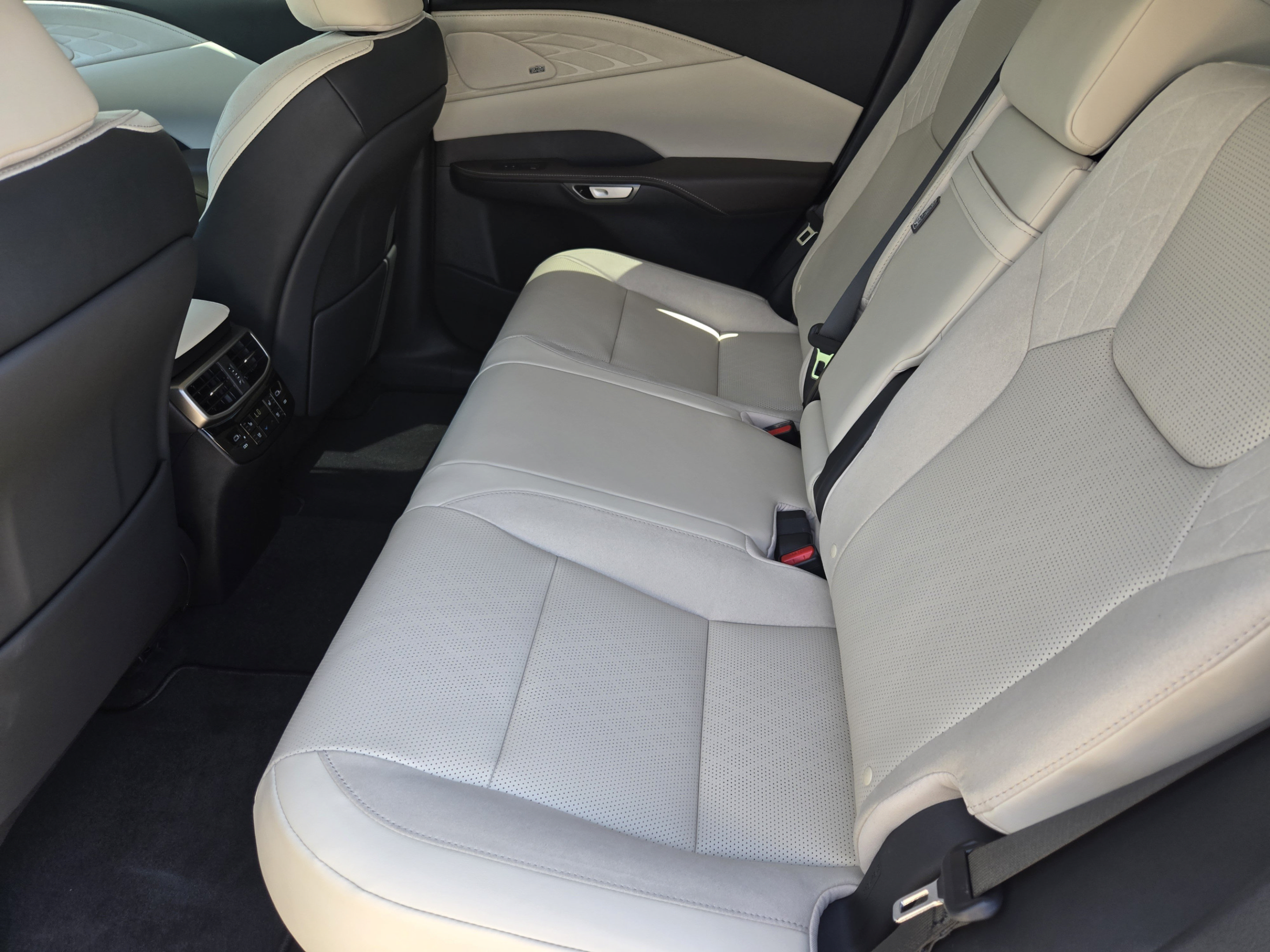 New 2026 Lexus RX 350 FWD w/ Convenience Package image 17