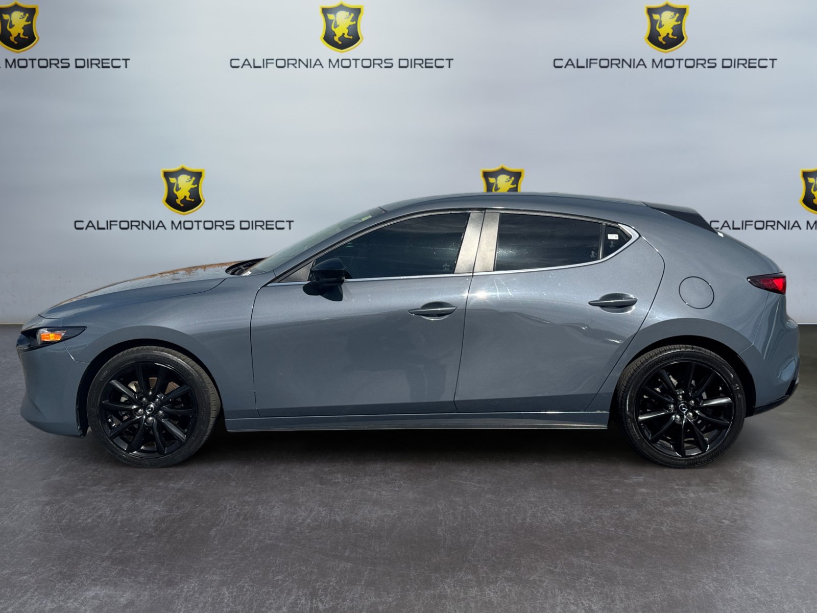 Used 2024 MAZDA MAZDA3 s AWD/4WD image 2