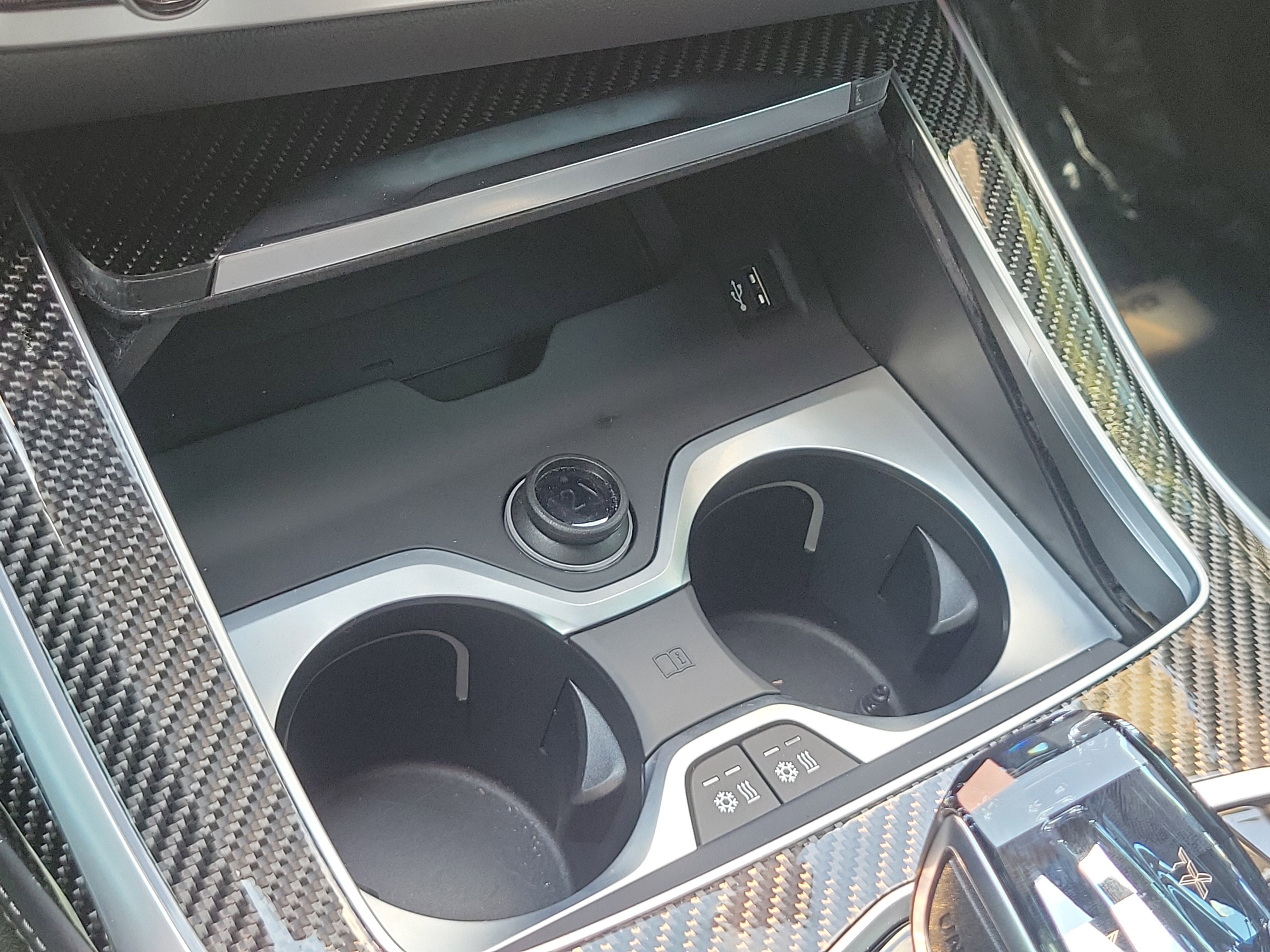 Used 2024 BMW ALPINA XB7 image 34