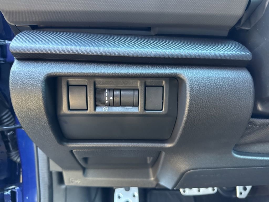 Used 2025 Subaru Crosstrek 2.5i Sport w/ Crosstrek Mirror Package image 20