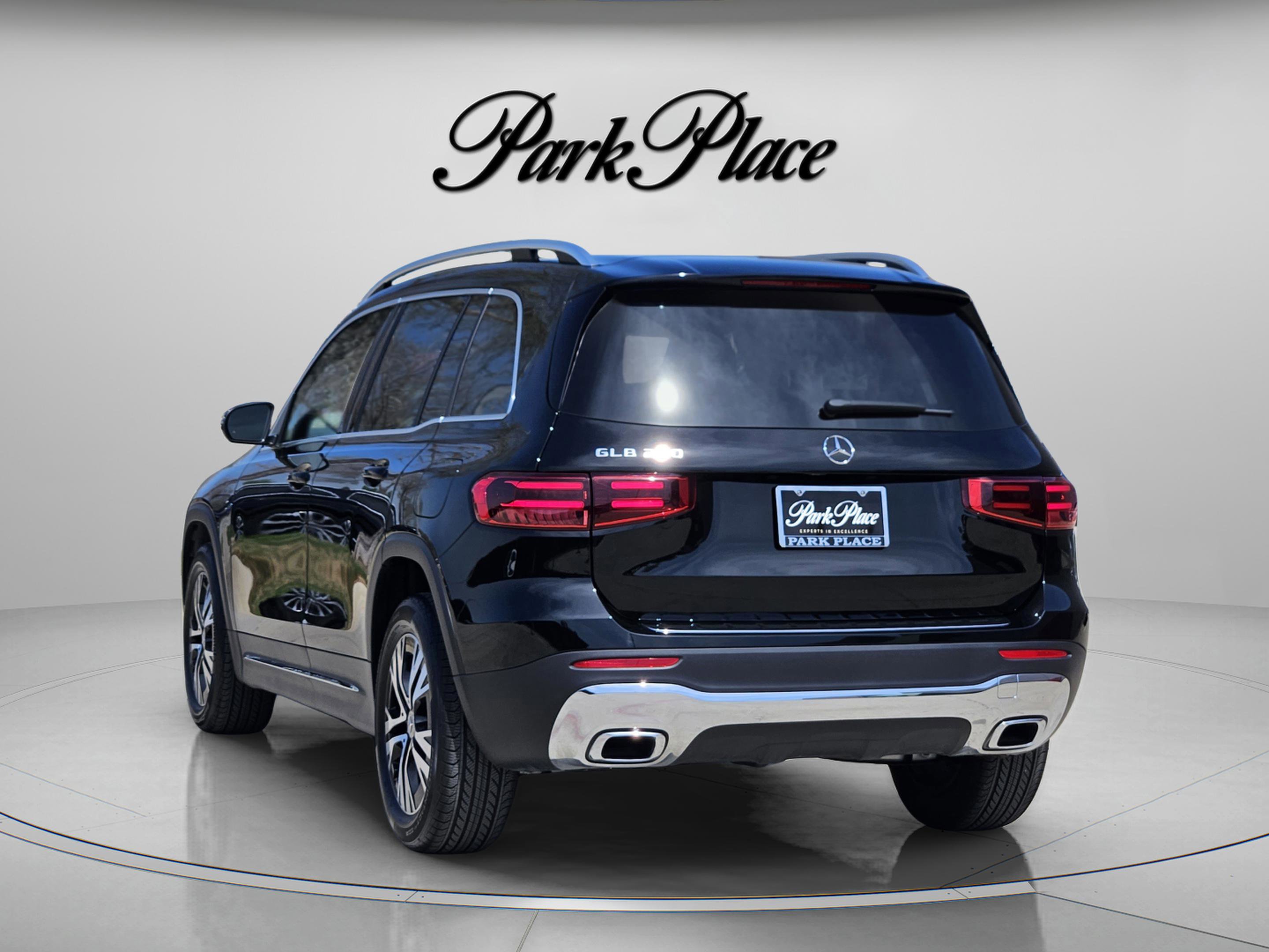 Certified 2026 Mercedes-Benz GLB 250 image 3