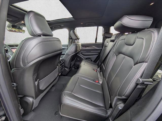 New 2026 Jeep Grand Cherokee Limited w/ Limited Altitude Package image 19