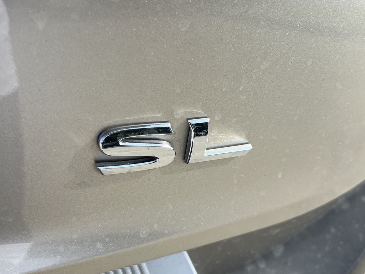 Used 2023 Nissan Rogue SL w/ SL Premium Package FWD image 4