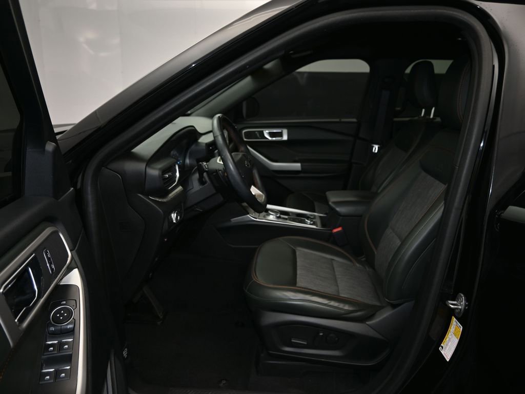 Used 2022 Ford Explorer Timberline image 14