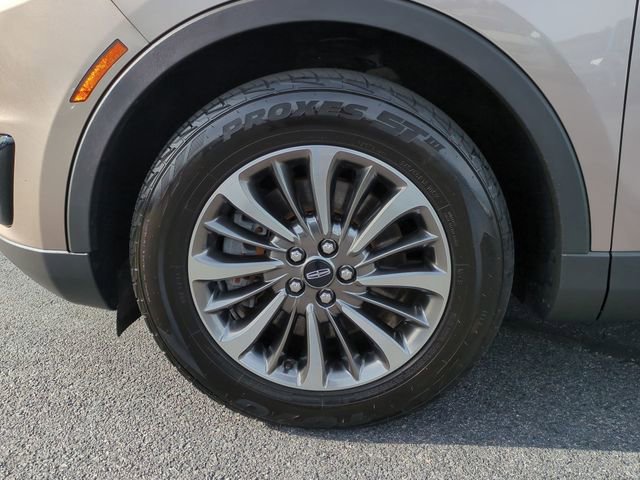 Used 2019 Lincoln Nautilus Select w/ Cargo Utility Package FWD image 10