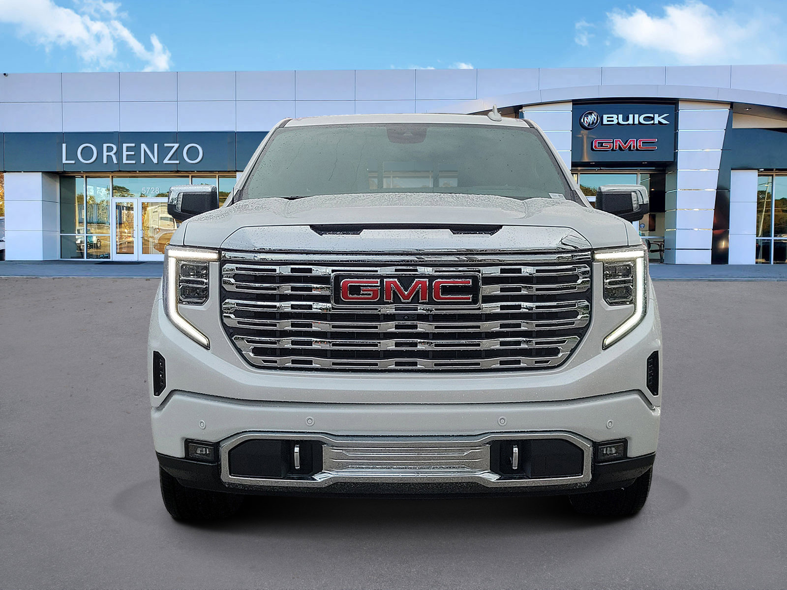 Used 2024 GMC Sierra 1500 Denali w/ Denali Reserve Package AWD/4WD image 2