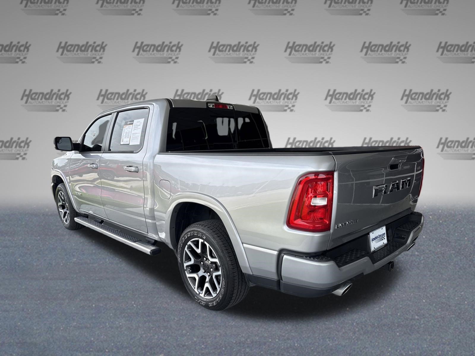 Used 2025 RAM 1500 Laramie w/ Sport Appearance Package AWD/4WD image 7
