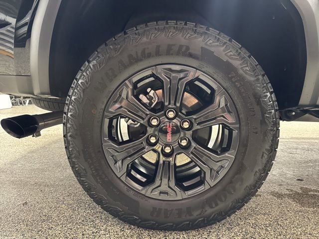 Used 2025 GMC Canyon Elevation w/ Convenience Package image 21