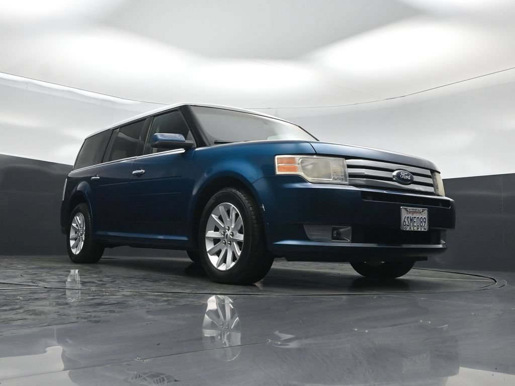 Used 2011 Ford Flex SEL FWD image 42