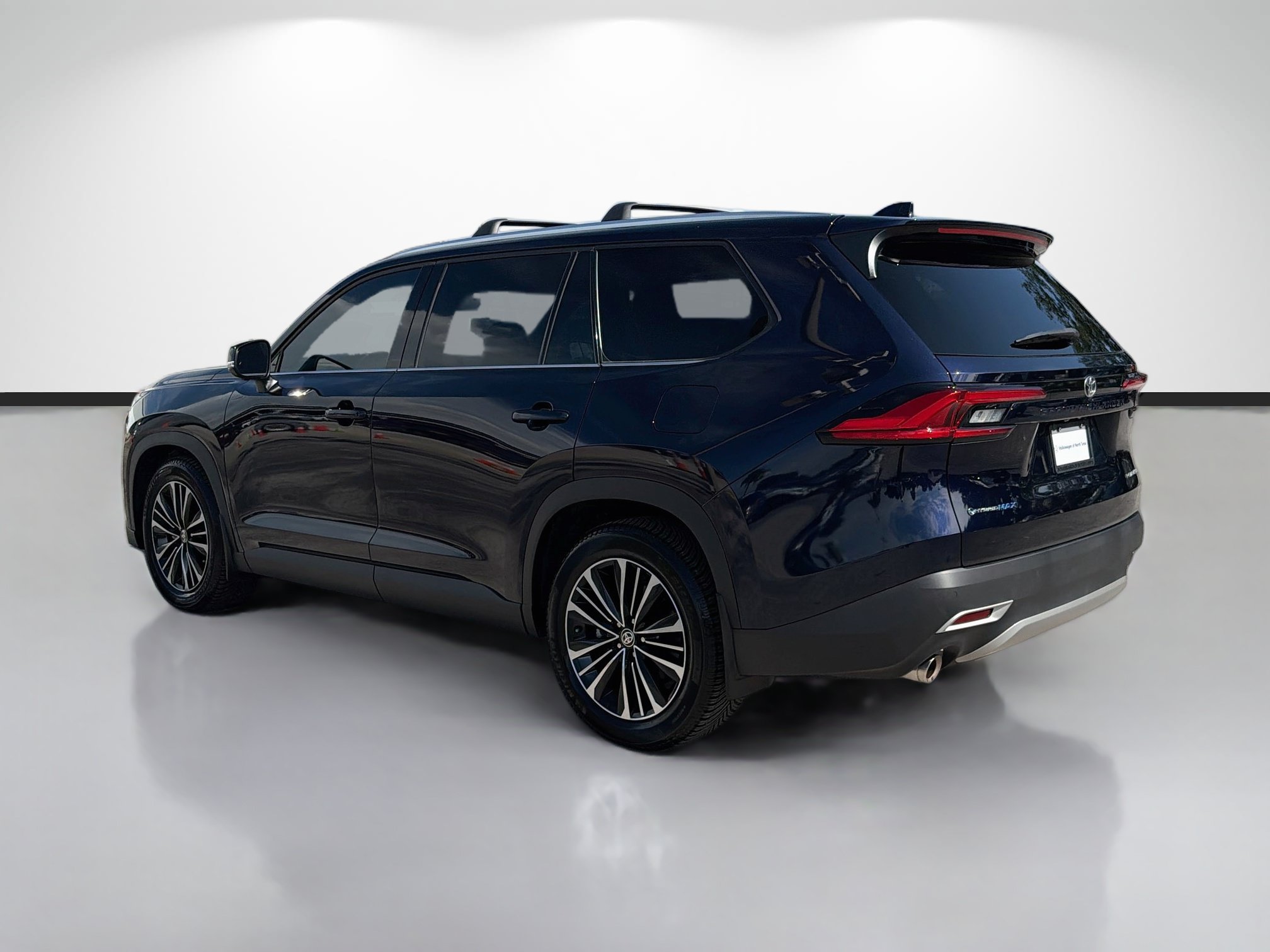 Used 2024 Toyota Grand Highlander AWD Hybrid image 5