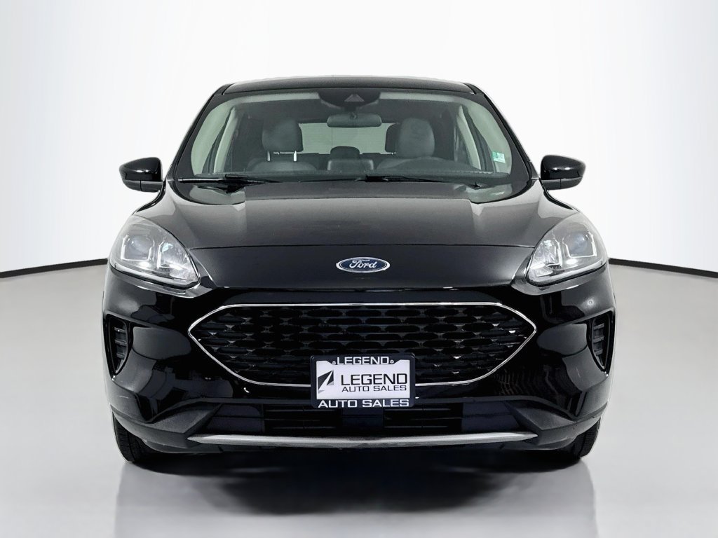 Used 2020 Ford Escape SE FWD image 3