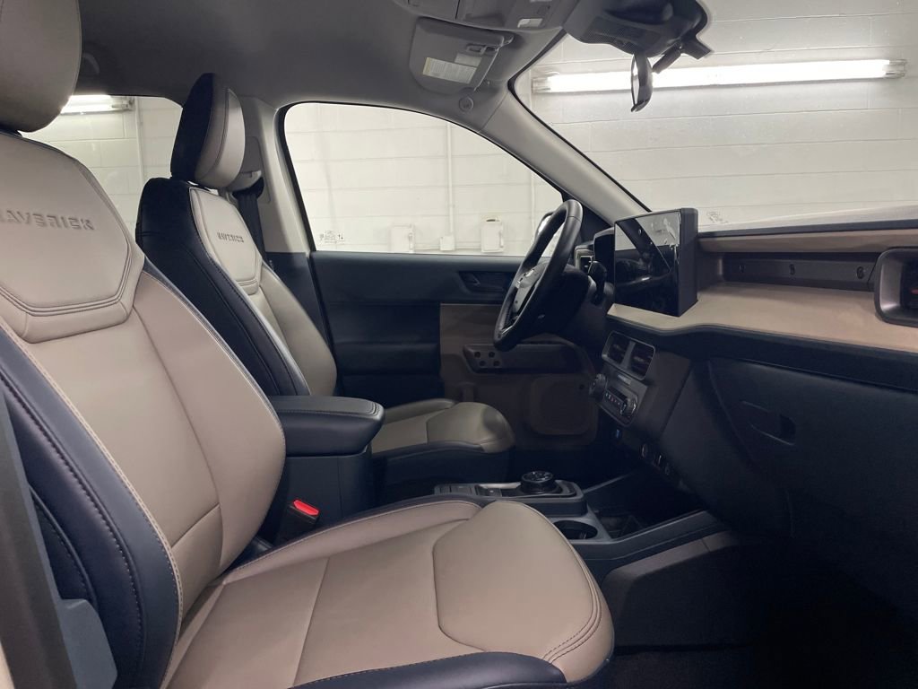 New 2025 Ford Maverick Lariat w/ 4K Tow Package image 22