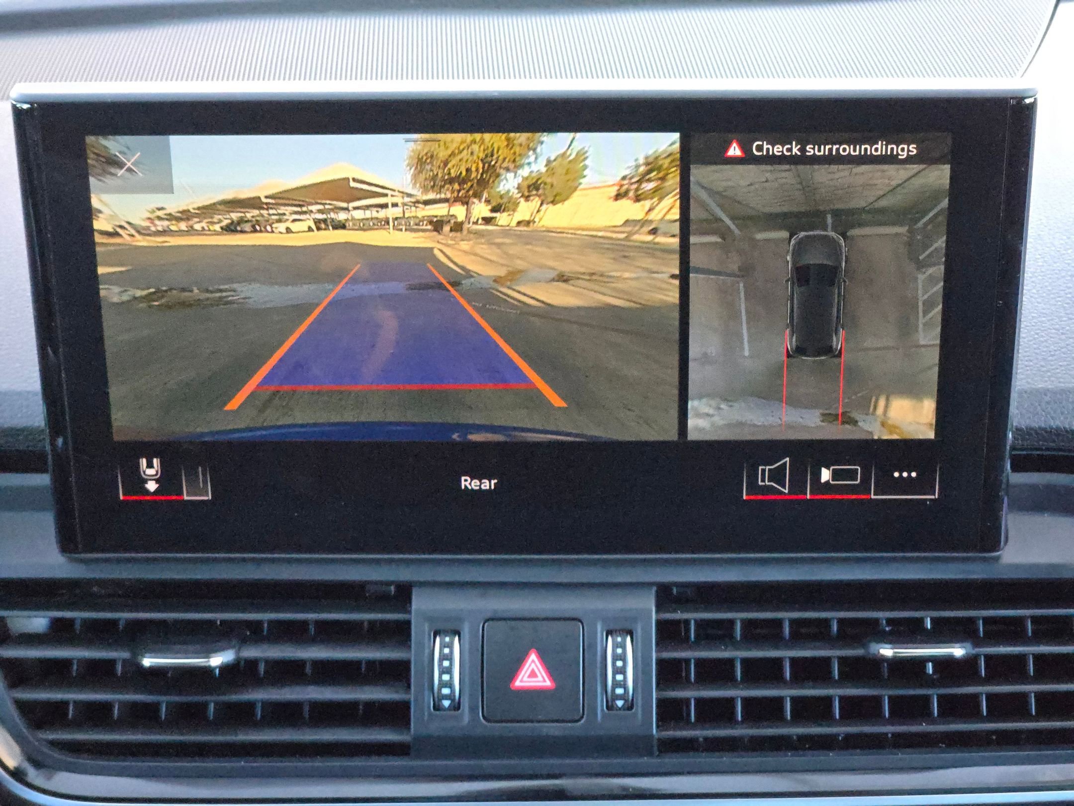 Used 2022 Audi SQ5 Premium Plus w/ Premium Plus Package image 17