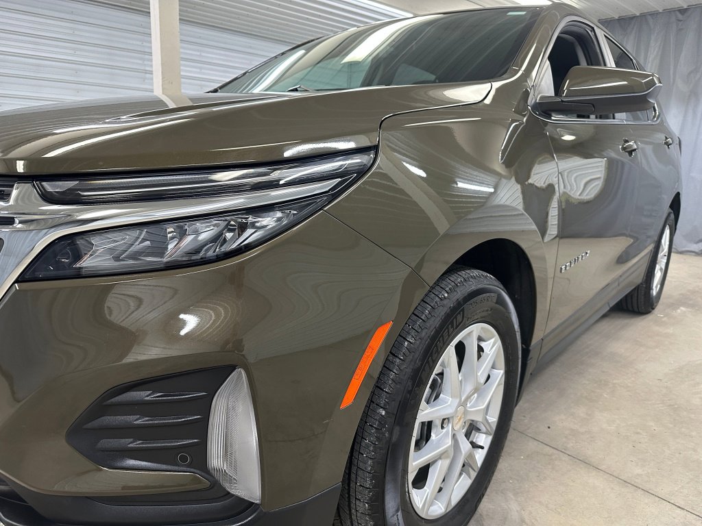 Certified 2024 Chevrolet Equinox LT w/ LPO, Floor Liner Package image 34