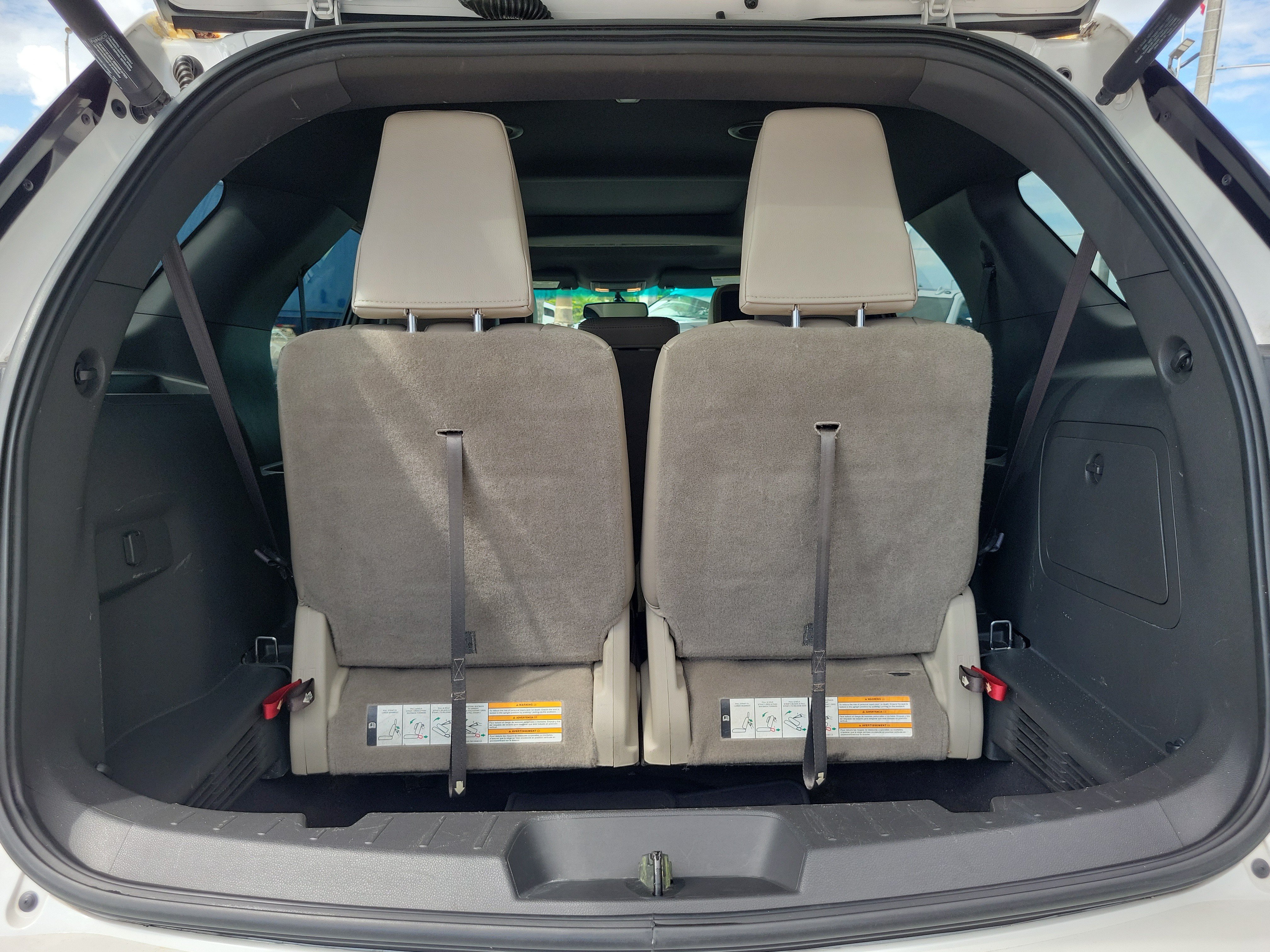 Used 2013 Ford Explorer XLT FWD image 19