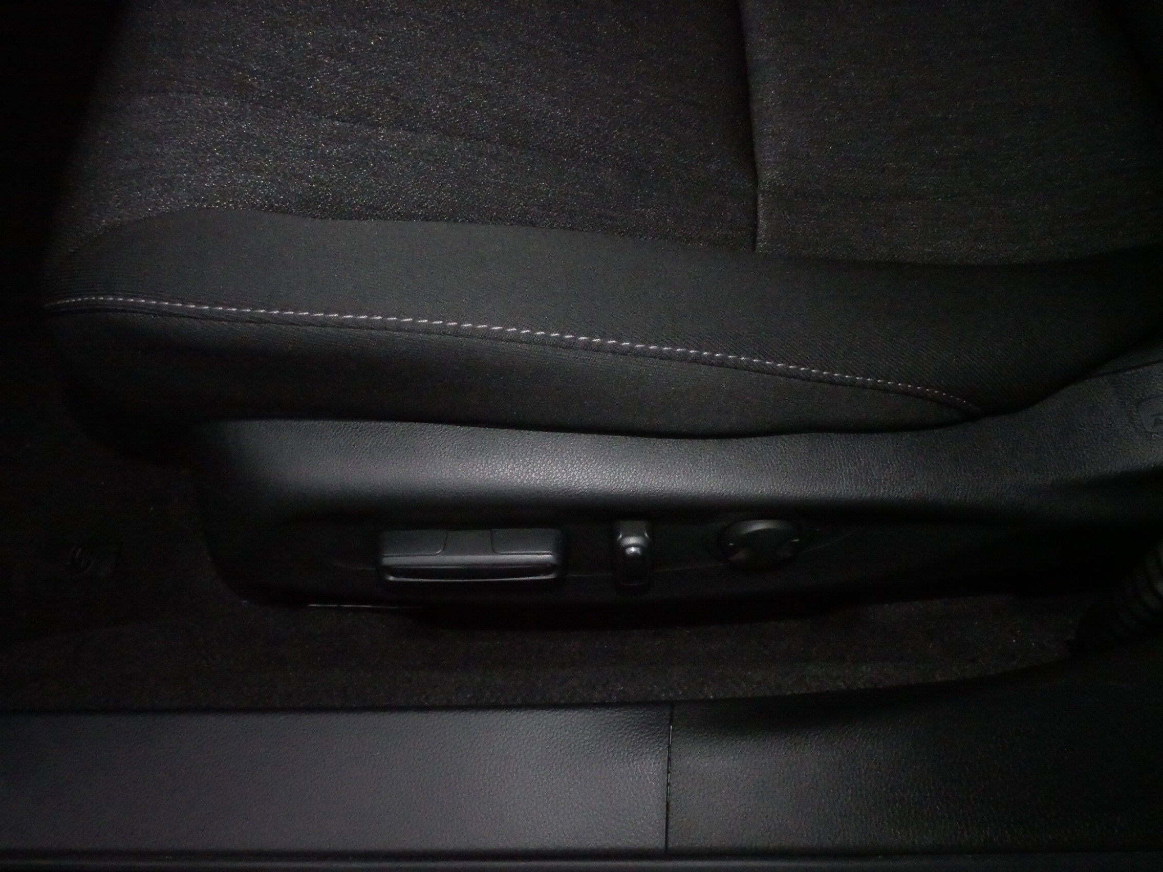 Certified 2025 Honda Accord SE image 20