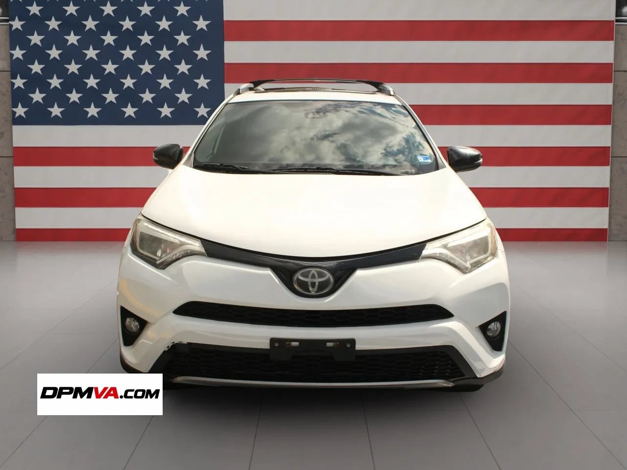 Used 2017 Toyota RAV4 SE AWD/4WD image 12