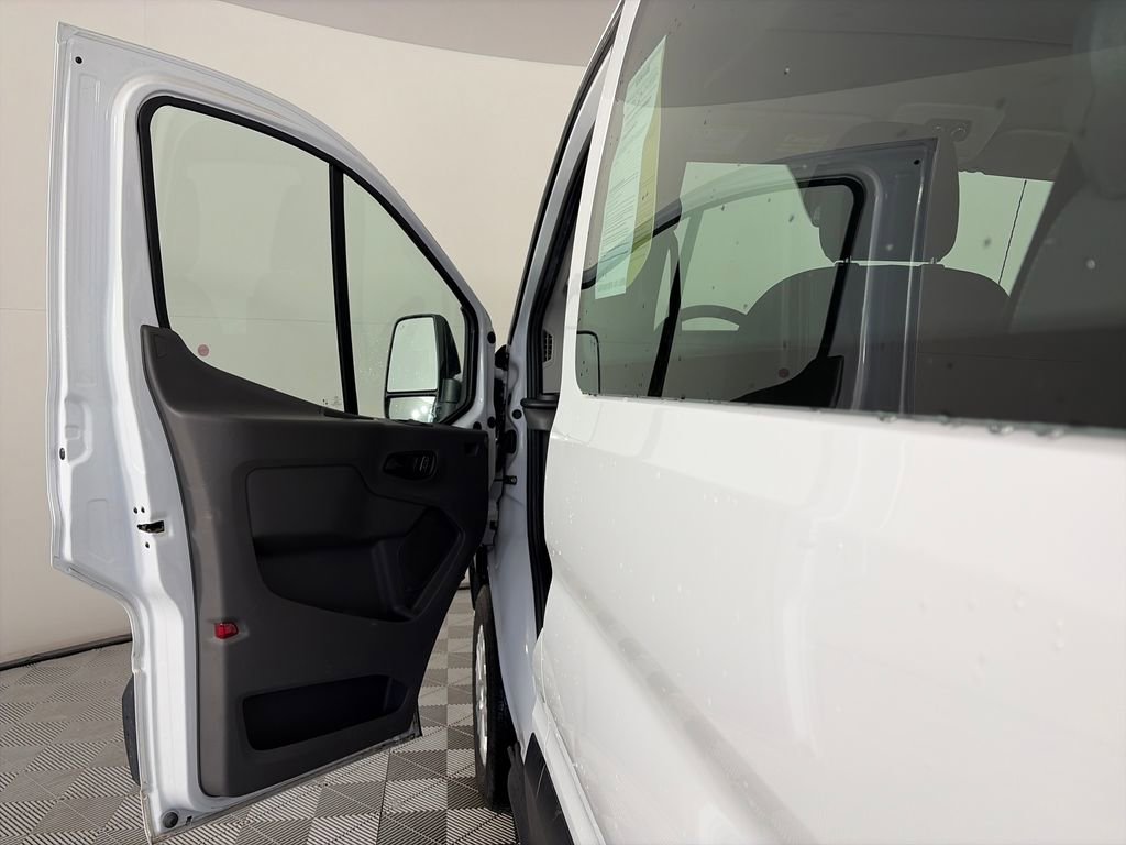 Used 2024 Ford Transit 350 XLT image 10