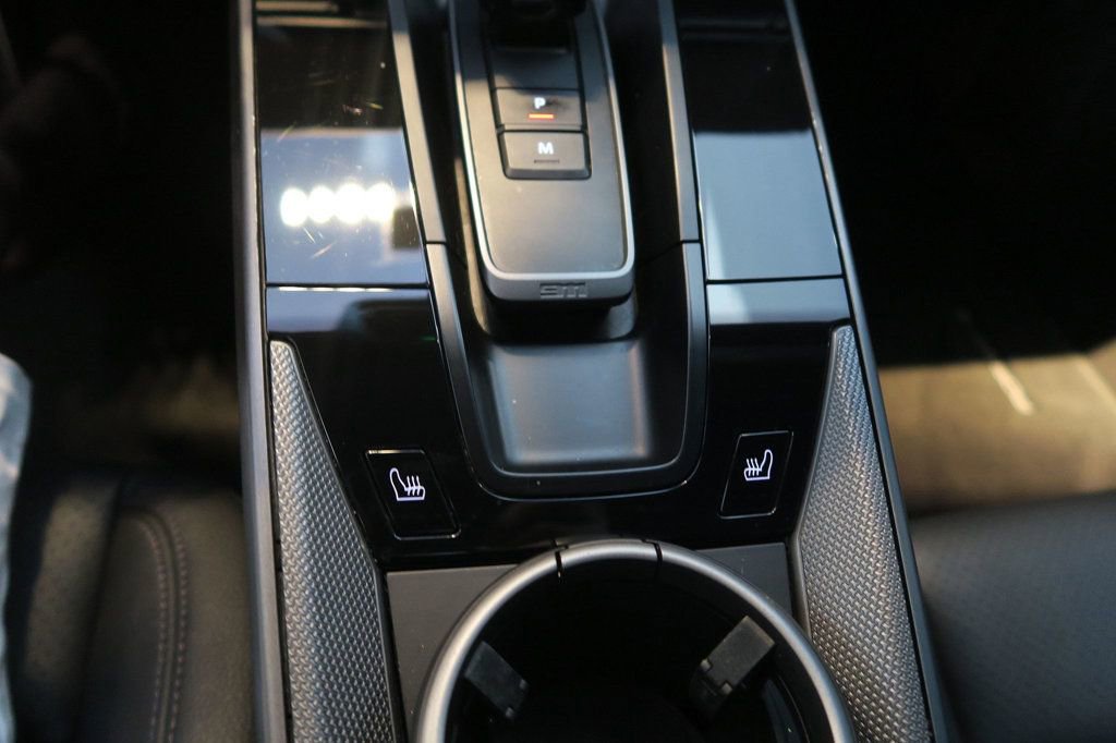 Used 2022 Porsche 911 Carrera image 20