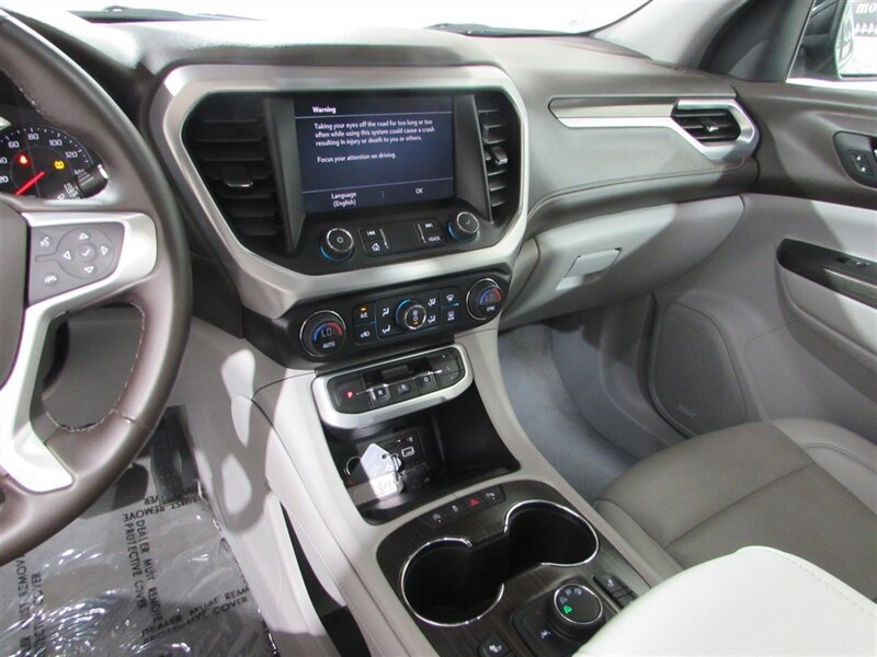 Used 2023 GMC Acadia SLT AWD/4WD image 35