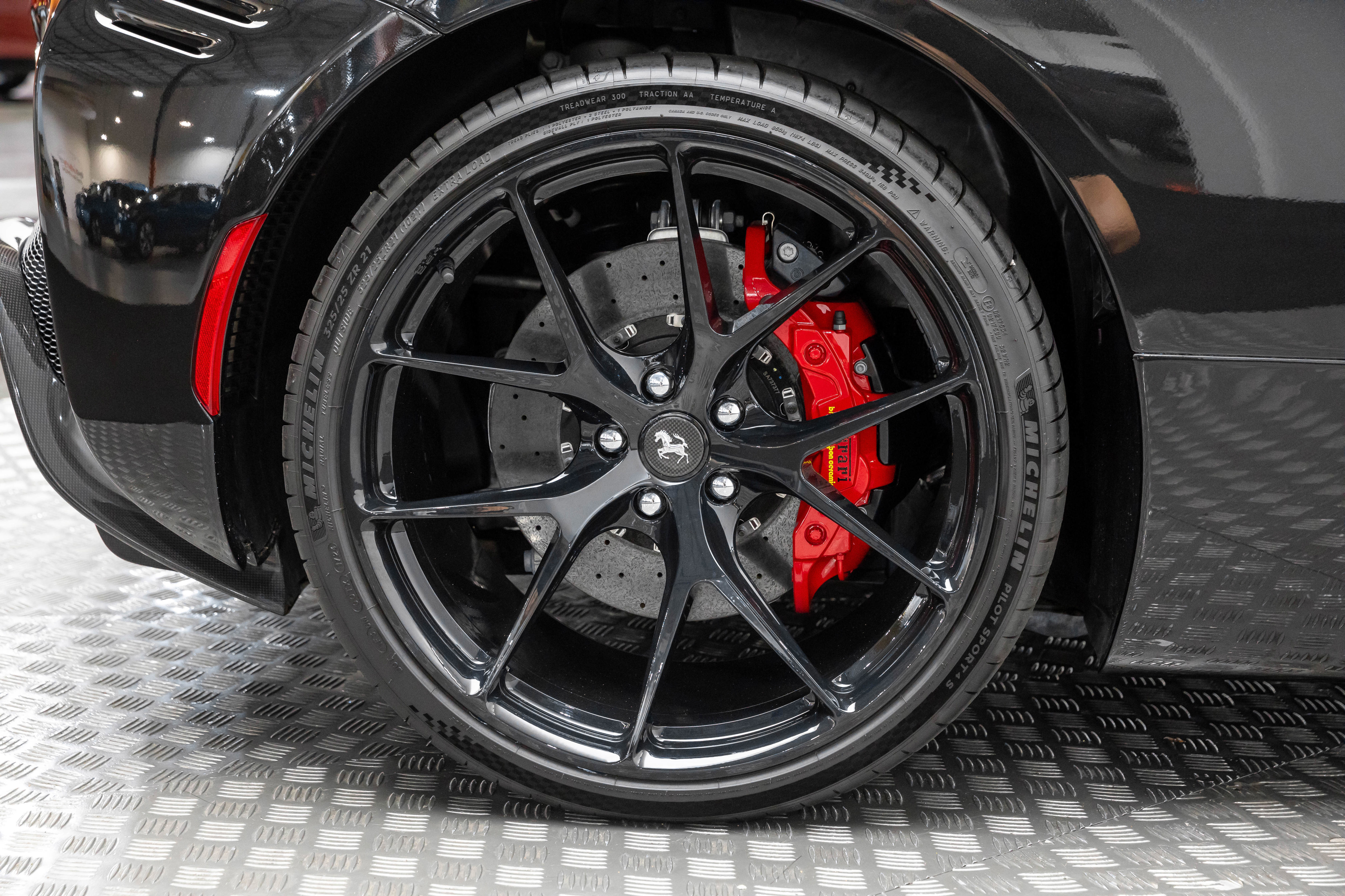 Used 2023 Ferrari SF90 Stradale image 41