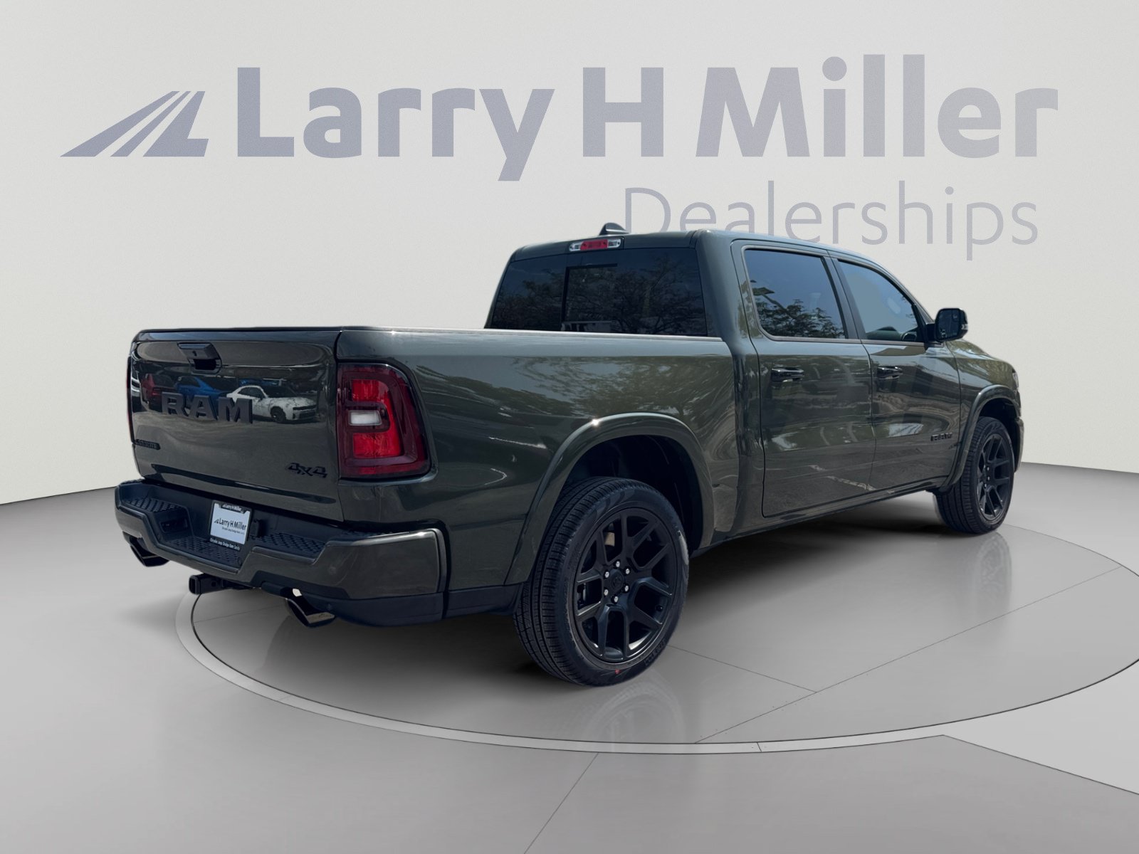 New 2026 RAM 1500 Laramie w/ Night Edition AWD/4WD image 5