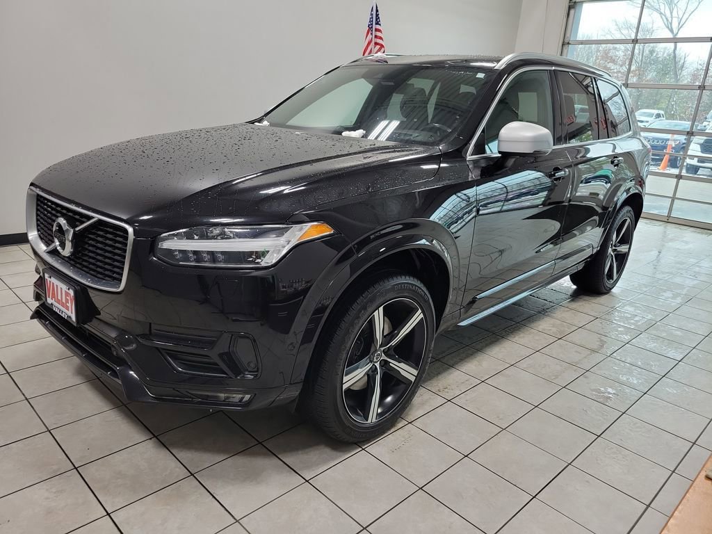 Used 2018 Volvo XC90 T6 R-Design w/ Convenience Package image 11