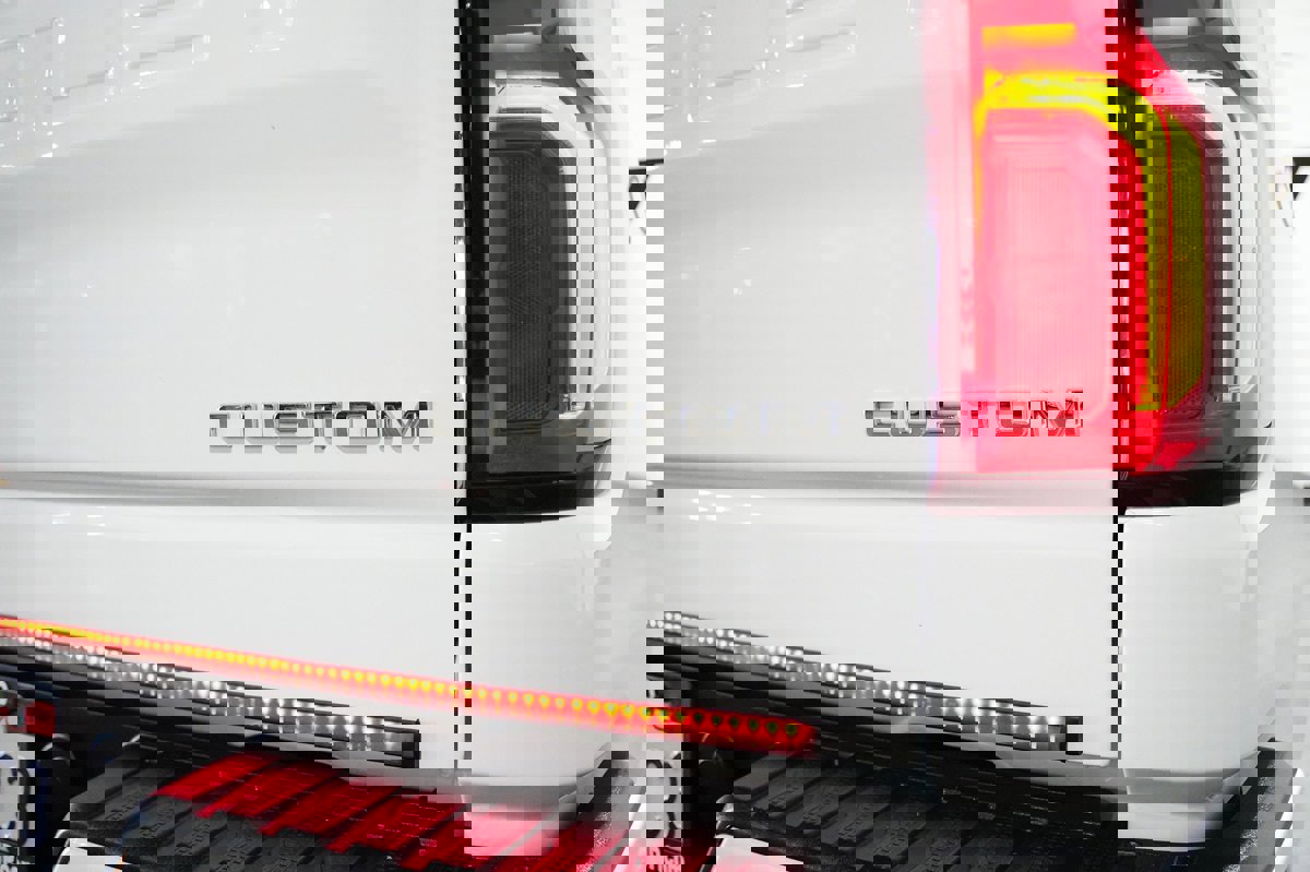 Used 2021 Chevrolet Silverado 1500 Custom image 13