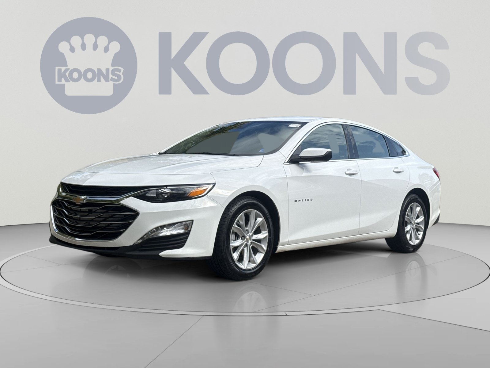 Used 2024 Chevrolet Malibu LT FWD image 1