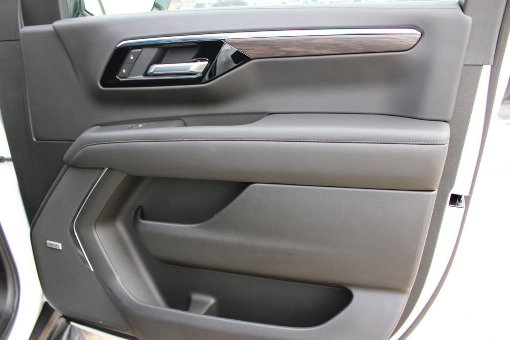 New 2025 Chevrolet Tahoe LT w/ Comfort Package image 25