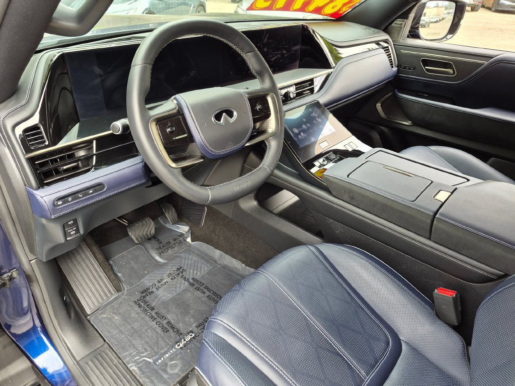 Used 2026 INFINITI QX80 4WD w/ Sport Exterior Package image 15