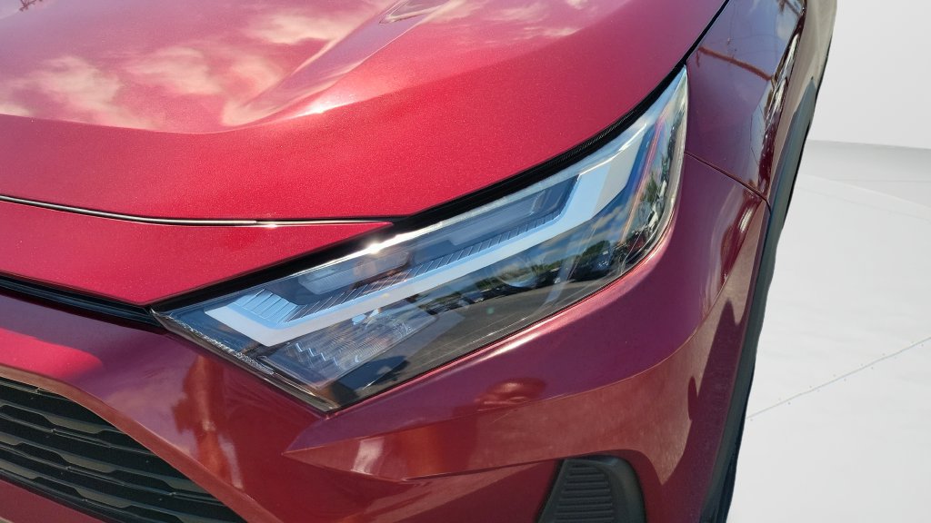 Used 2022 Toyota RAV4 XLE FWD image 23