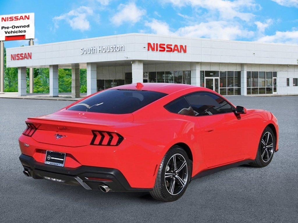 Used 2024 Ford Mustang Premium image 4