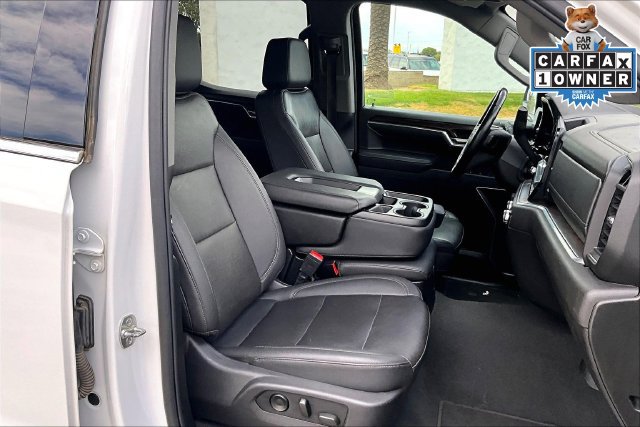 Used 2025 GMC Sierra 1500 SLT AWD/4WD image 7